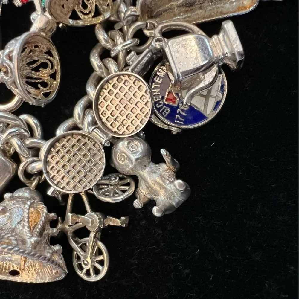 VINTAGE CHARM BRACELET HEART LOCKET TRAVEL 60s 70s STERLING SILVER 925 124G EVC